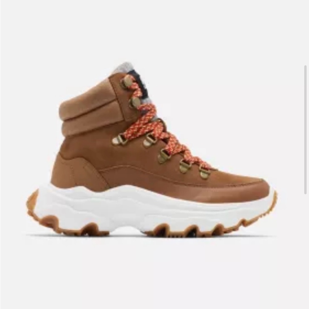 Sorel Kinetic Breakthru Conquest Sneaker Boots